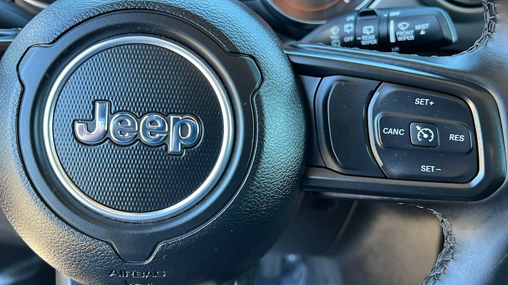 Thumbnail: 2022 Jeep Wrangler - 24