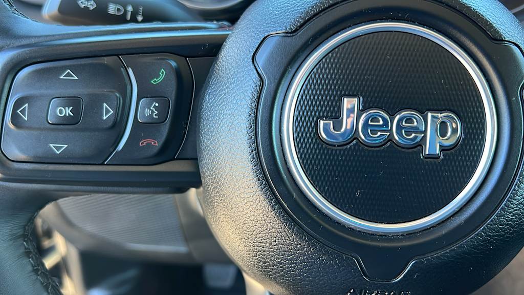 Thumbnail: 2022 Jeep Wrangler - 23