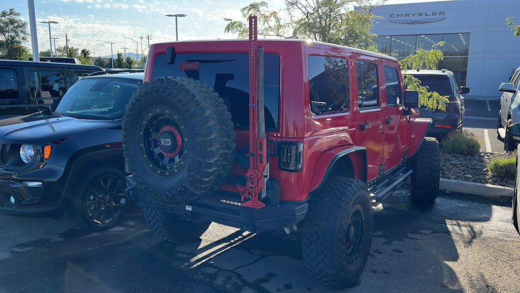 Thumbnail: 2015 Jeep Wrangler - 10