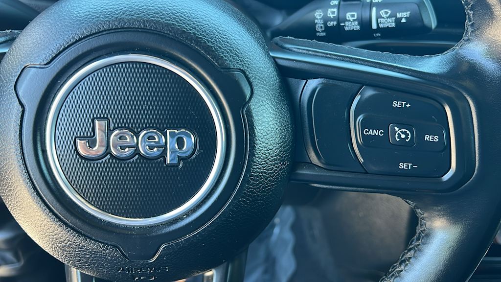 Thumbnail: 2022 Jeep Wrangler - 27