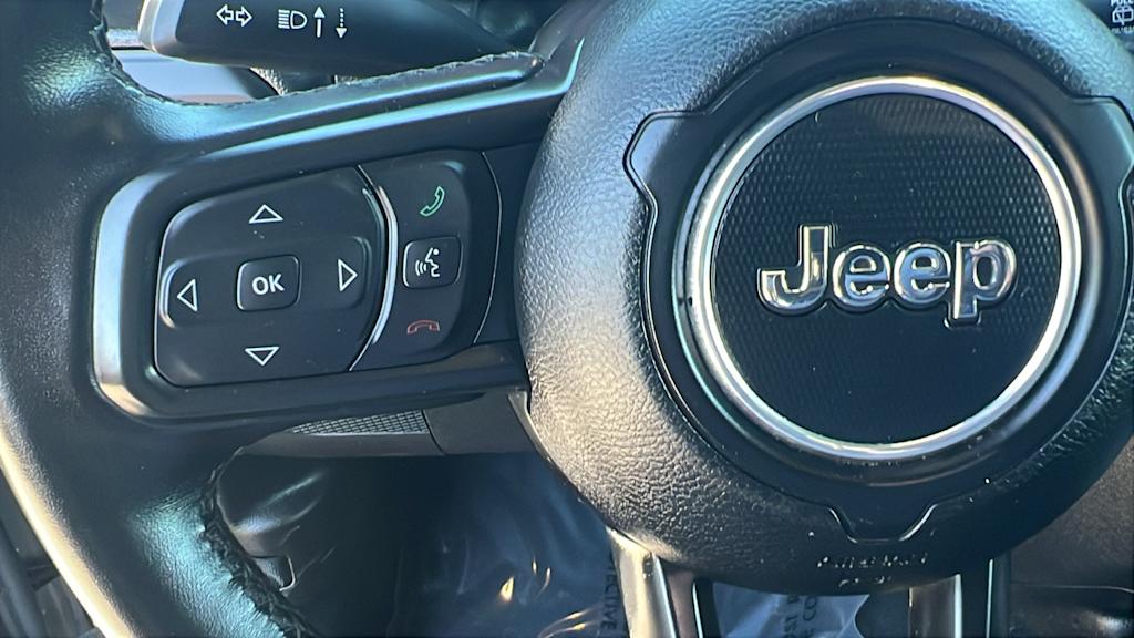 Thumbnail: 2022 Jeep Wrangler - 26
