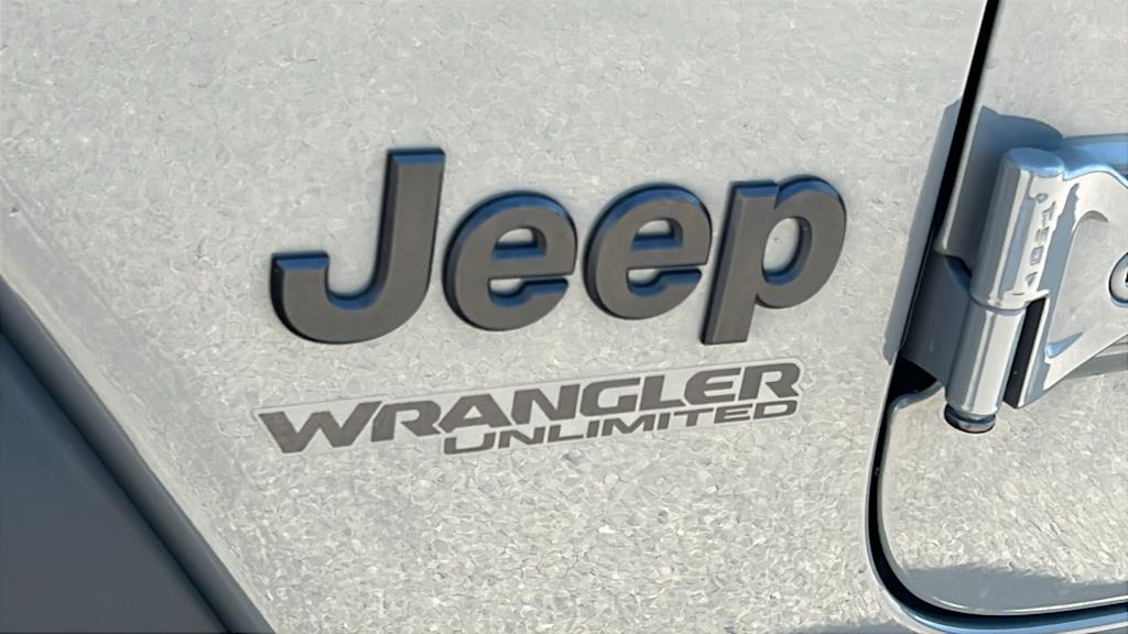 Thumbnail: 2022 Jeep Wrangler - 7