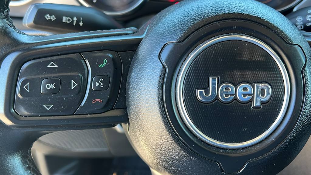Thumbnail: 2022 Jeep Wrangler - 26