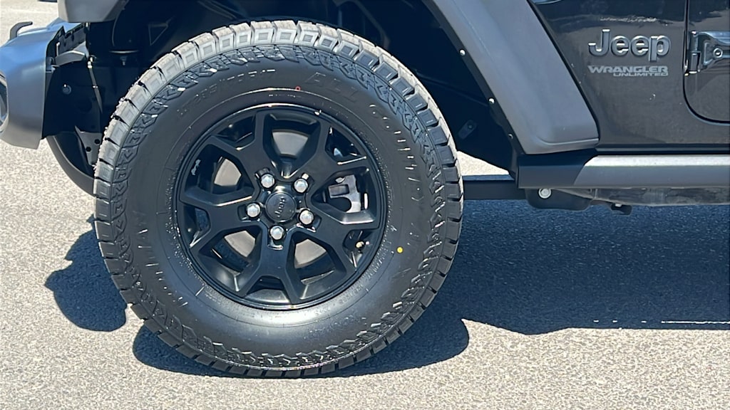 Thumbnail: 2022 Jeep Wrangler - 8