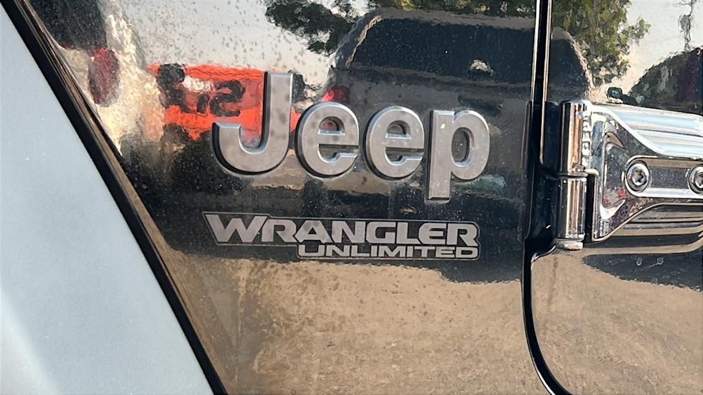 Thumbnail: 2022 Jeep Wrangler - 7