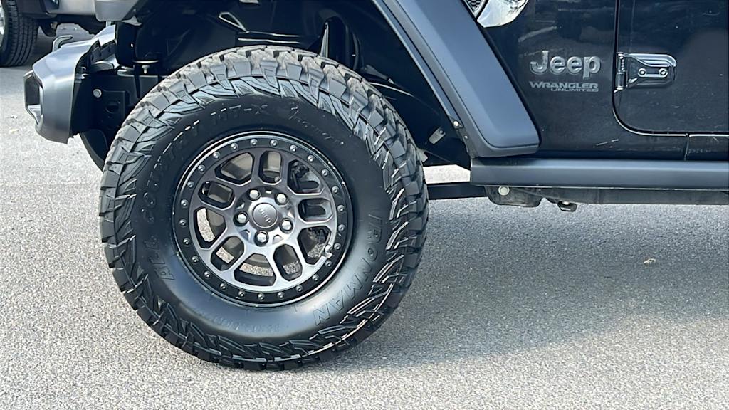 Thumbnail: 2022 Jeep Wrangler - 8
