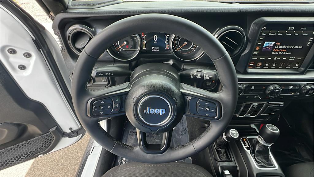 Thumbnail: 2023 Jeep Wrangler - 9