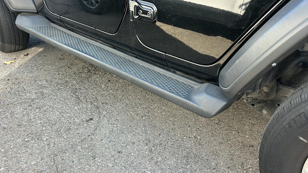 Thumbnail: 2022 Jeep Wrangler - 8