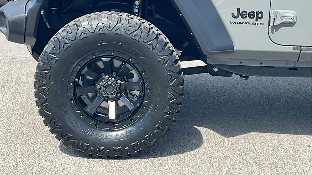 Thumbnail: 2023 Jeep Wrangler - 8