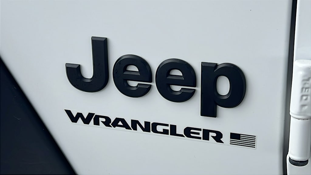 Thumbnail: 2023 Jeep Wrangler - 7