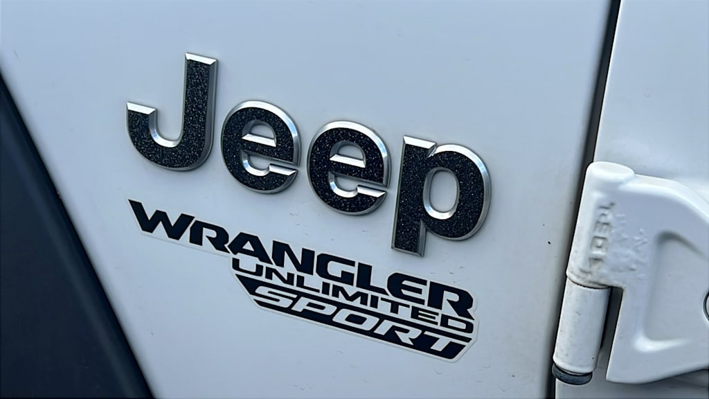 Thumbnail: 2019 Jeep Wrangler - 5