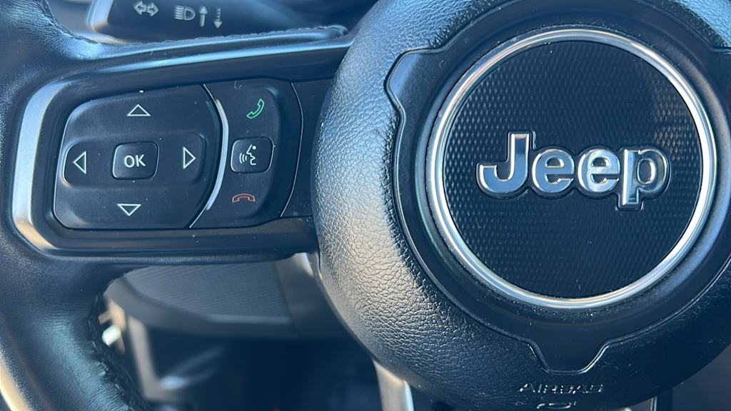 Thumbnail: 2022 Jeep Wrangler - 25