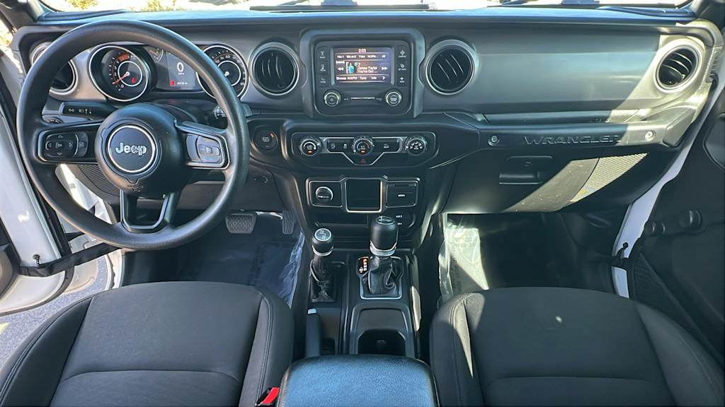 Thumbnail: 2021 Jeep Wrangler - 13