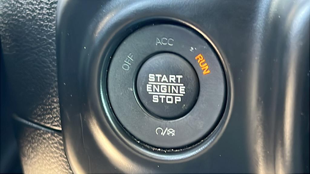 Thumbnail: 2021 Jeep Wrangler - 24
