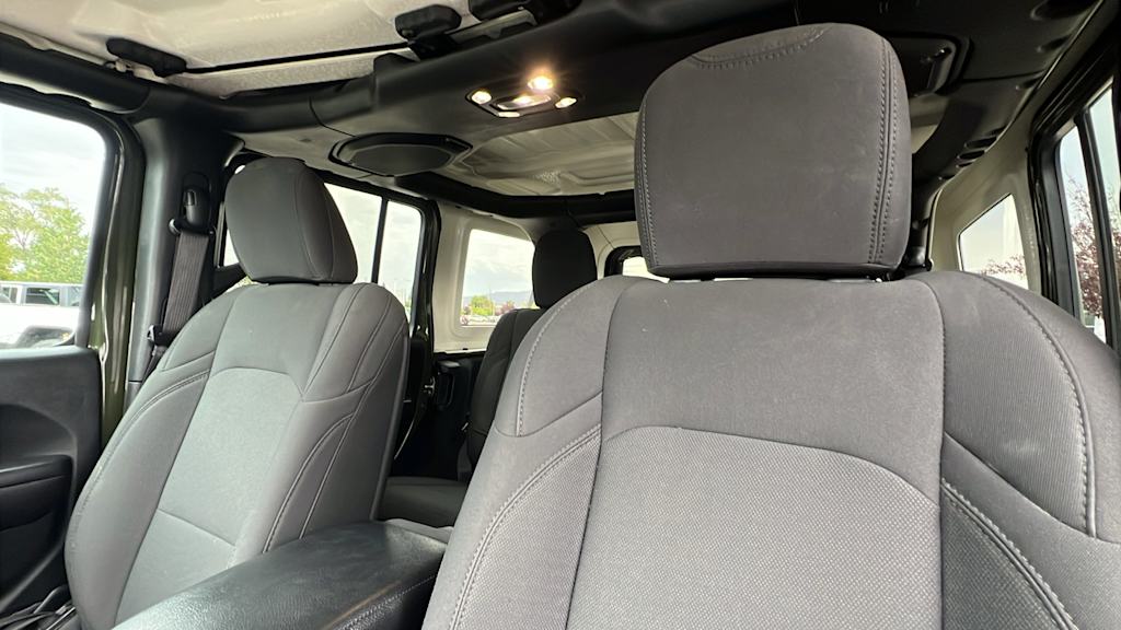 Thumbnail: 2021 Jeep Wrangler - 10