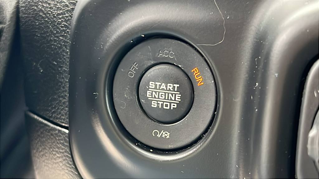 Thumbnail: 2021 Jeep Wrangler - 25