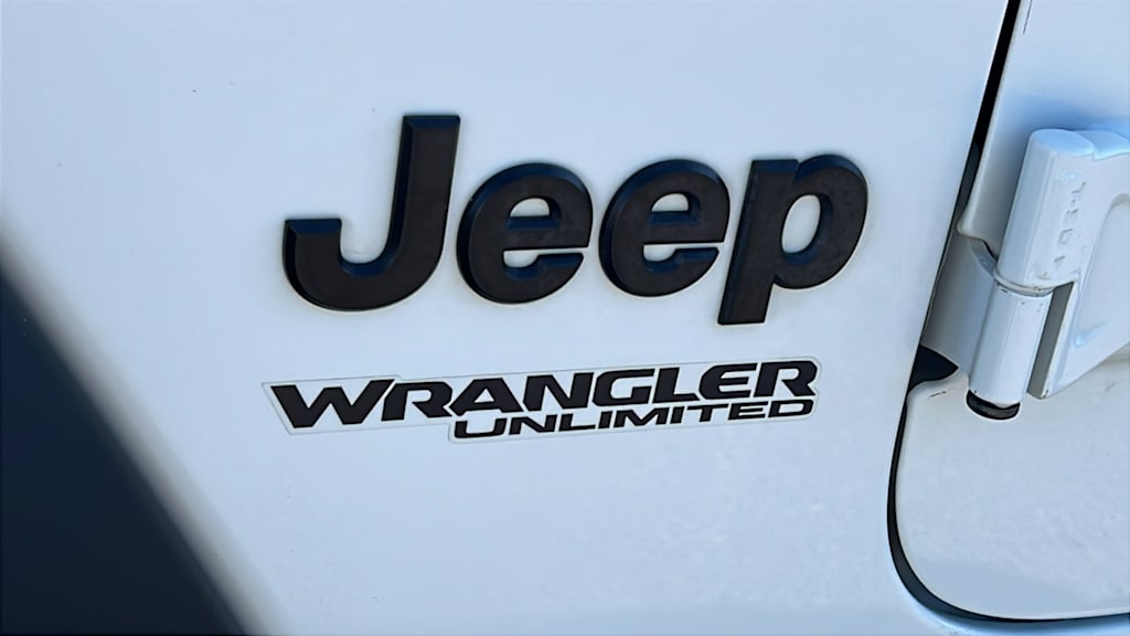 Thumbnail: 2022 Jeep Wrangler - 7