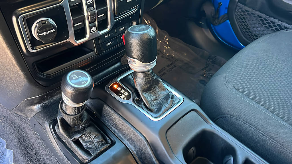 Thumbnail: 2023 Jeep Wrangler - 15