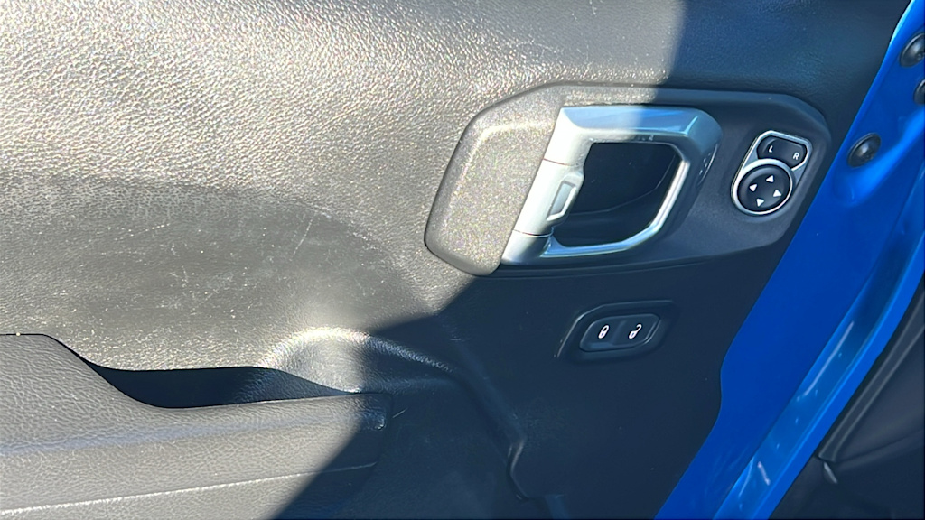 Thumbnail: 2023 Jeep Wrangler - 27