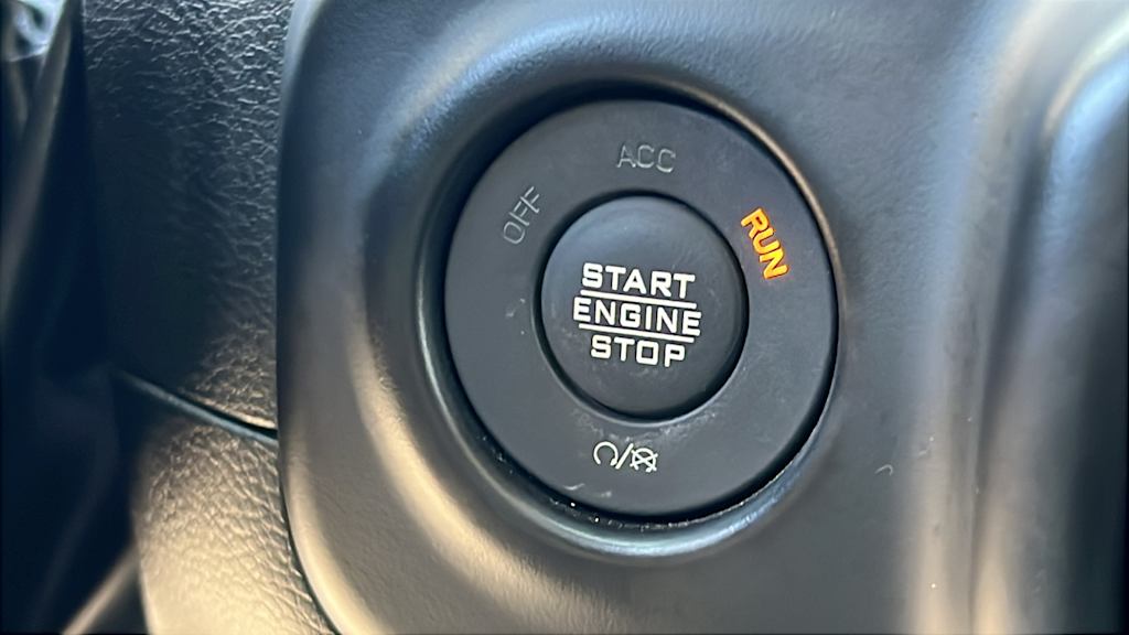 Thumbnail: 2022 Jeep Wrangler - 25