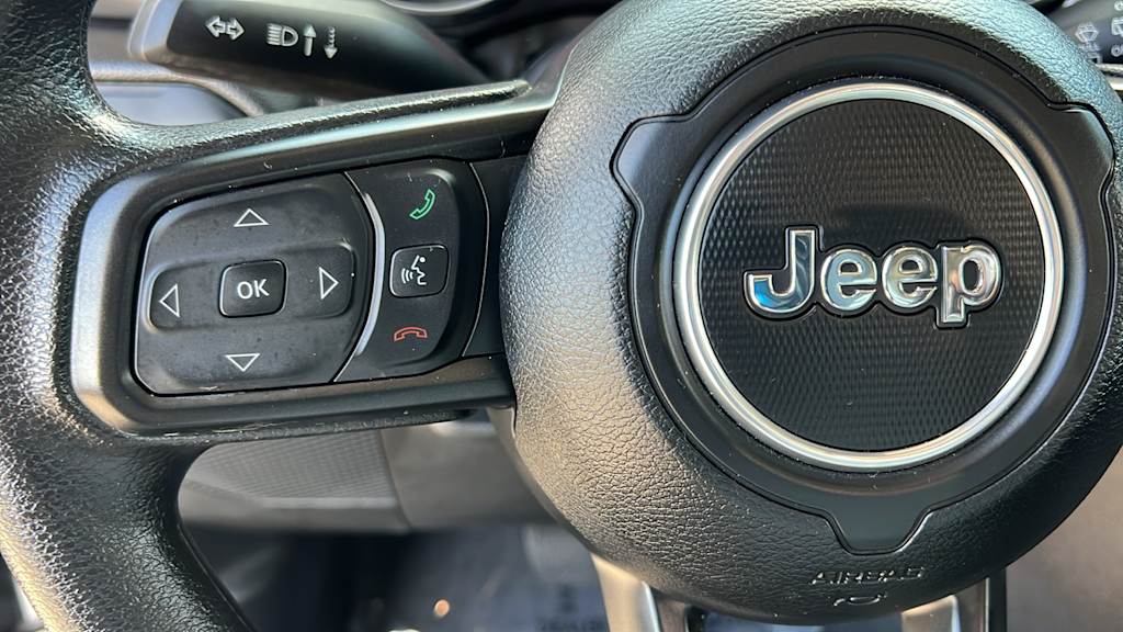 Thumbnail: 2022 Jeep Wrangler - 26