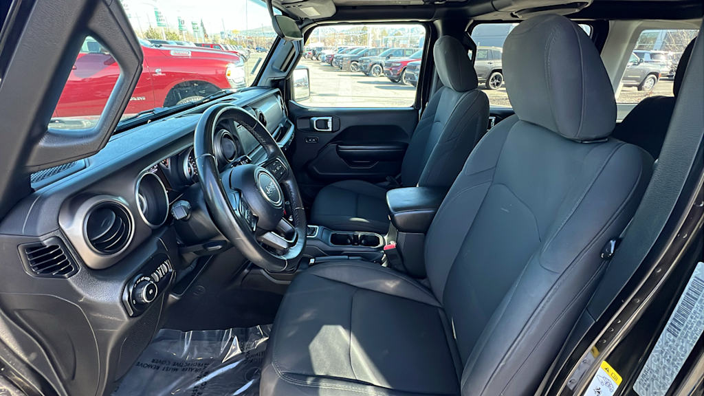 2020 Jeep Wrangler Unlimited Sport 11