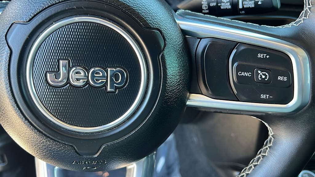 Thumbnail: 2022 Jeep Wrangler - 25