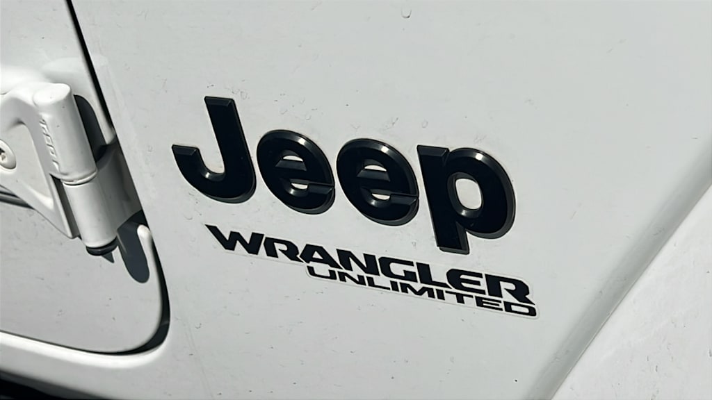 Thumbnail: 2021 Jeep Wrangler - 5