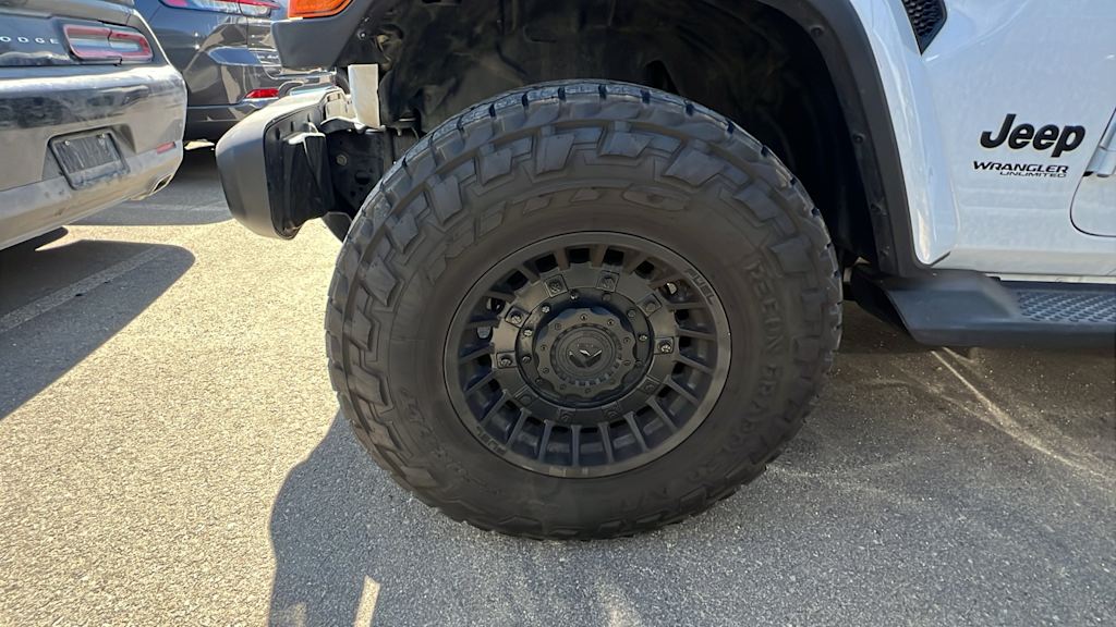 Thumbnail: 2021 Jeep Wrangler - 6