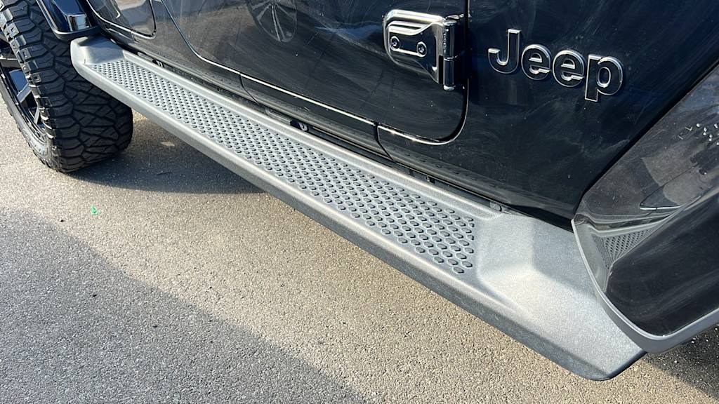 Thumbnail: 2021 Jeep Wrangler - 7