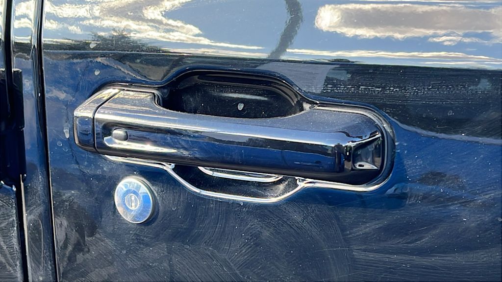Thumbnail: 2021 Jeep Wrangler - 8
