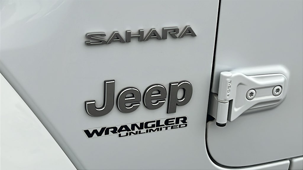 Thumbnail: 2022 Jeep Wrangler - 7