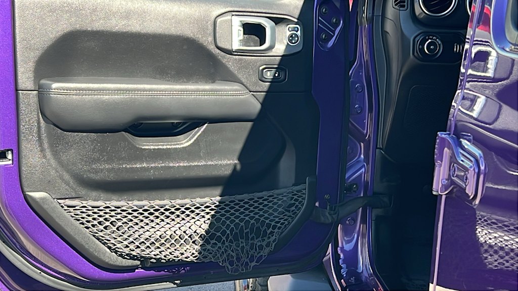 Thumbnail: 2023 Jeep Wrangler - 28