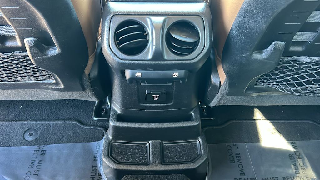 Thumbnail: 2021 Jeep Wrangler - 30