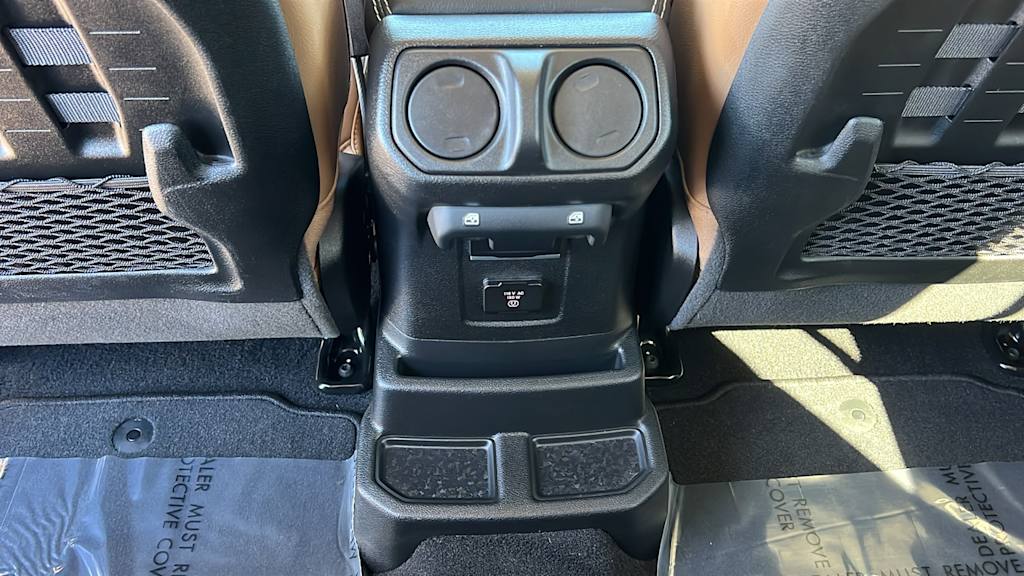 Thumbnail: 2021 Jeep Wrangler - 30