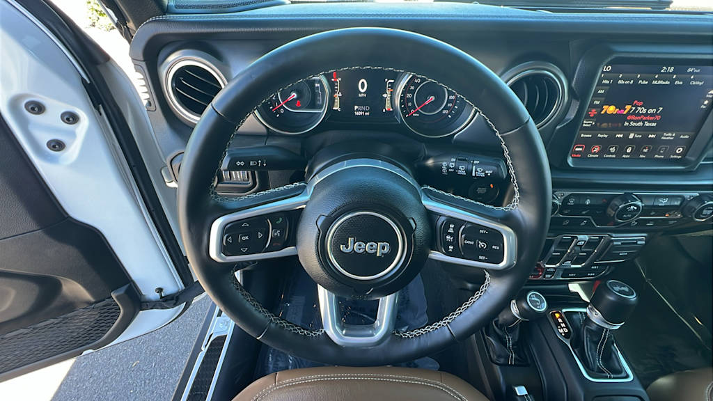 Thumbnail: 2021 Jeep Wrangler - 9