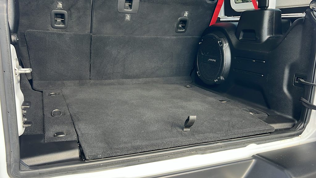 Thumbnail: 2020 Jeep Wrangler - 17