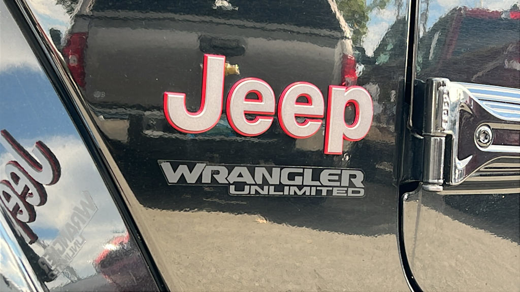 Thumbnail: 2022 Jeep Wrangler - 31