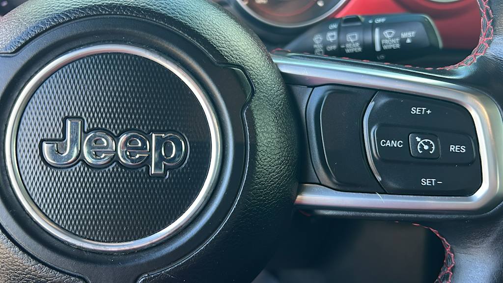 Thumbnail: 2020 Jeep Wrangler - 25