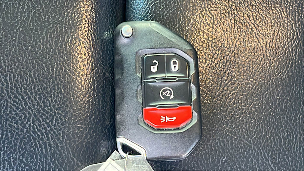 Thumbnail: 2020 Jeep Wrangler - 17