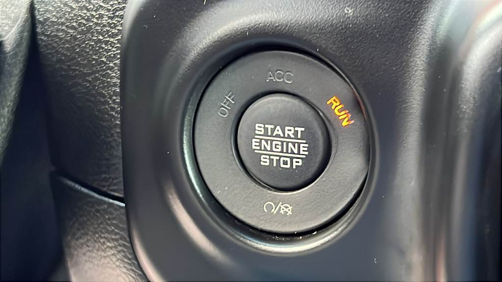 Thumbnail: 2021 Jeep Wrangler - 25