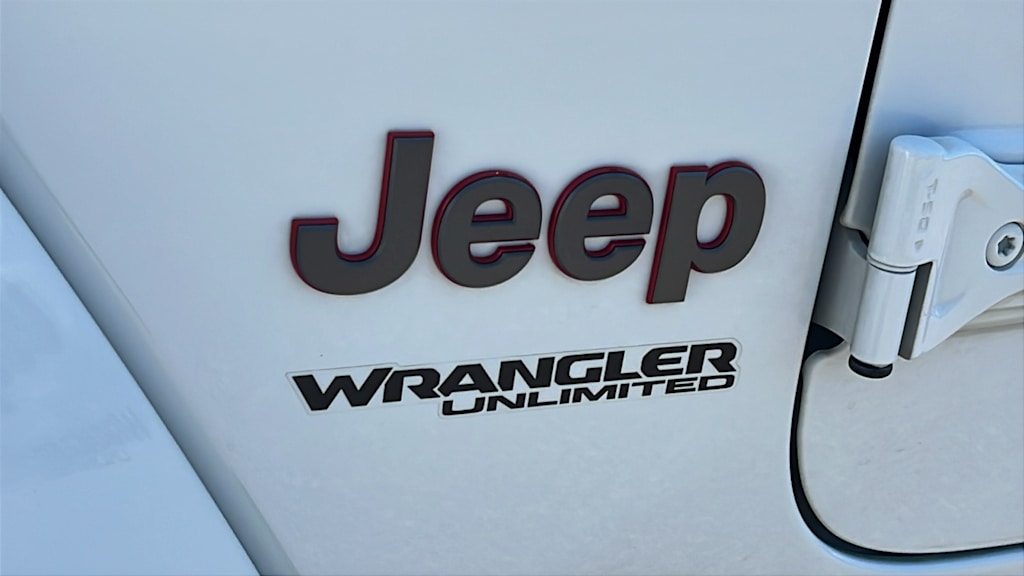 Thumbnail: 2021 Jeep Wrangler - 7