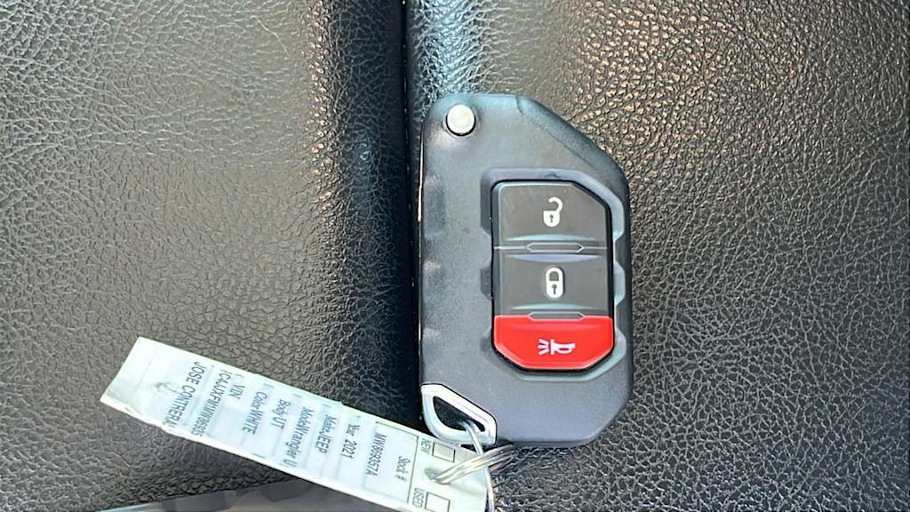 Thumbnail: 2021 Jeep Wrangler - 18