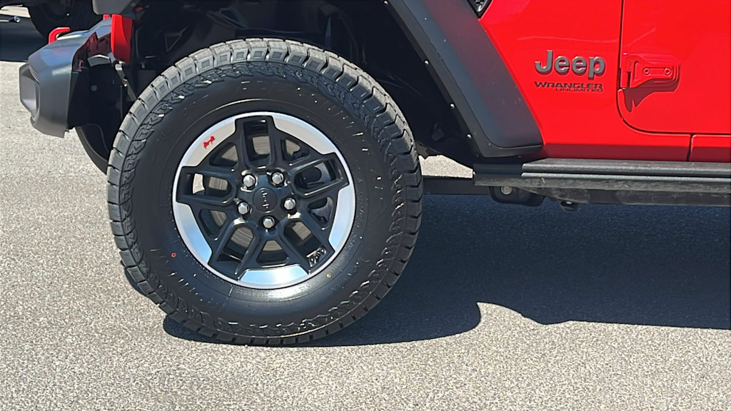 Thumbnail: 2022 Jeep Wrangler - 8