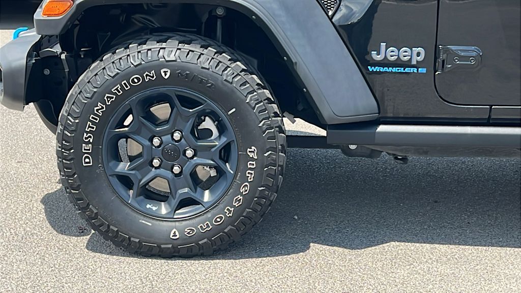 Thumbnail: 2023 Jeep Wrangler - 8