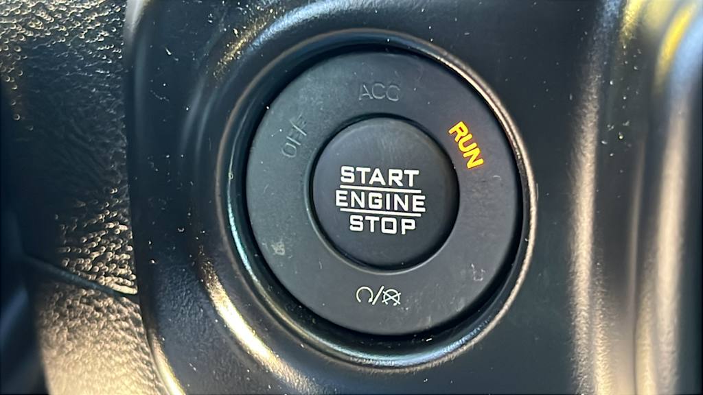 Thumbnail: 2023 Jeep Wrangler - 23