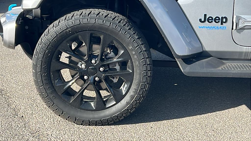 Thumbnail: 2021 Jeep Wrangler - 8