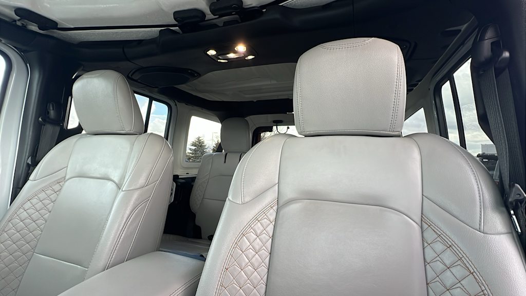 Thumbnail: 2023 Jeep Wrangler - 10