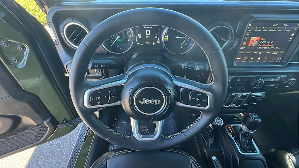 Thumbnail: 2023 Jeep Wrangler - 9
