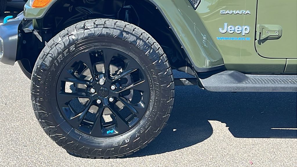 Thumbnail: 2023 Jeep Wrangler - 8